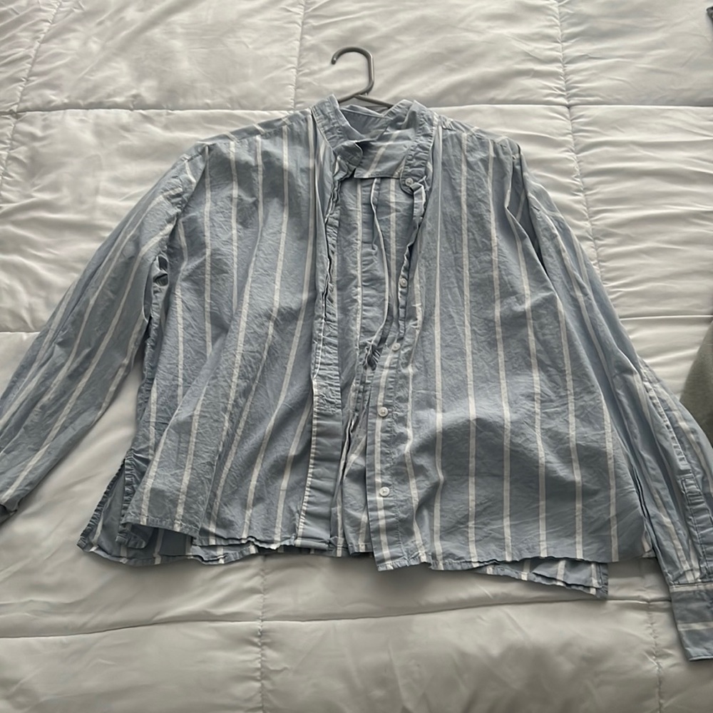 H&M blue and white stripped button down shirt with collar. Size 10.